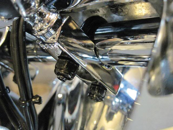 RAM Mounts RAM-B-309-1CHU Chrome Motorcycle Brake/Clutch Reservoir Base with 1 inch Ball